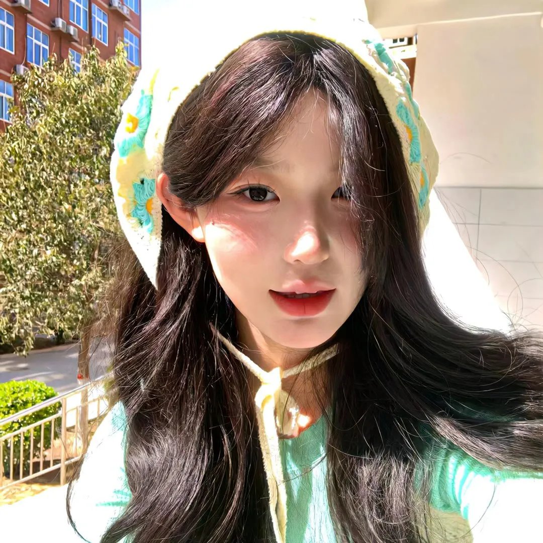 我们何不引吭高歌？